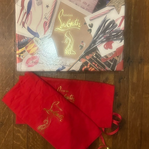 LIKE NEW Christian Louboutin Pensee 20th Anniversary 120 Silver Metallic Pumps - Picture 6 of 16